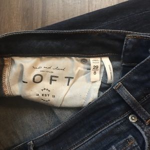 LOFT Jeans - Loft size 8 curvy skinny jeans with raw hem LOFT Jeans - Loft size 8 curvy skinny jeans with raw hem